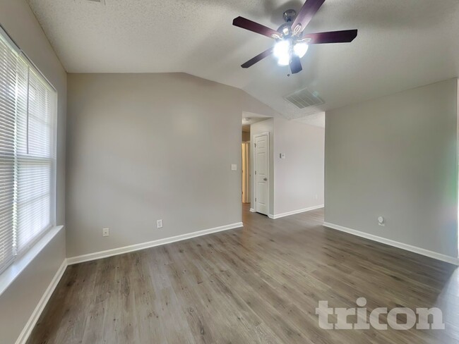 Photo - 9923 Austin Samuel Pl