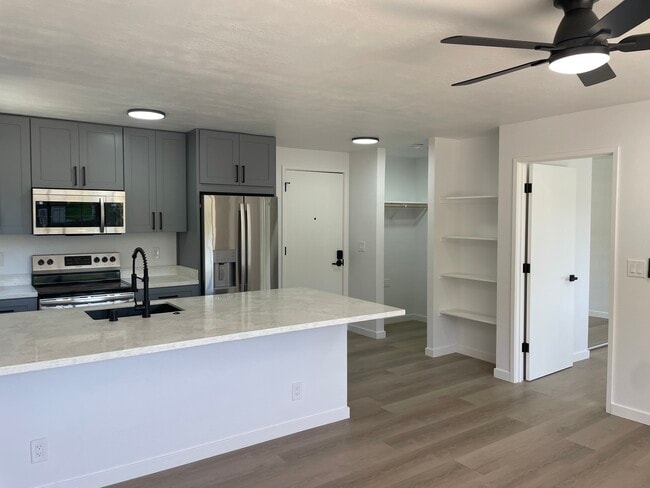 WEV 212 - West End Villas Apartamentos