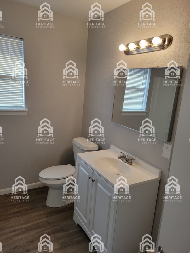 Photo - 1620 Andrews Dr