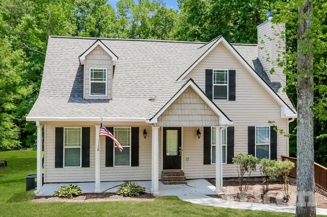 Building Photo - 191 River Ridge Dr