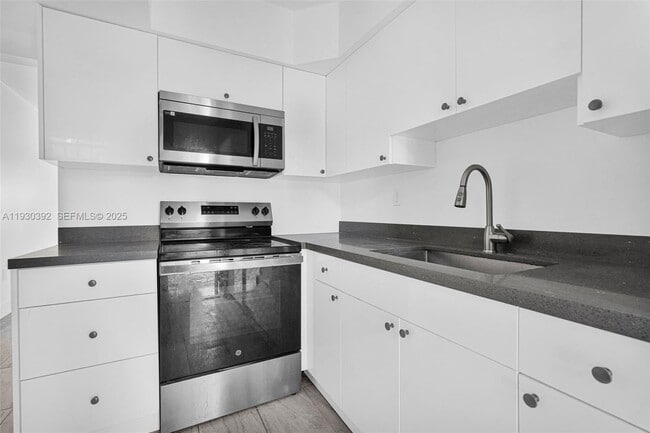 Photo - 14600 NE 14th Ave Unit 2