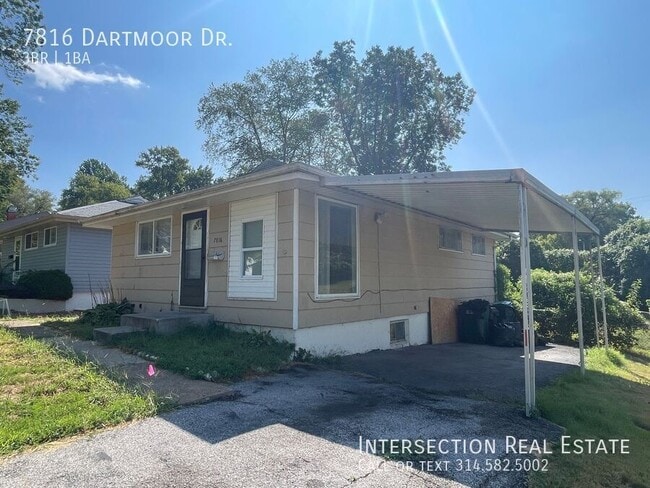 Building Photo - 7816 Dartmoor Dr Rental