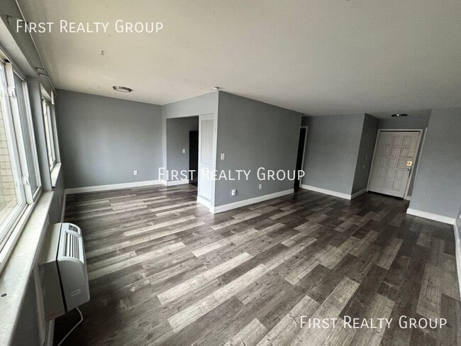 Photo - 5600 N Main St Unit #210