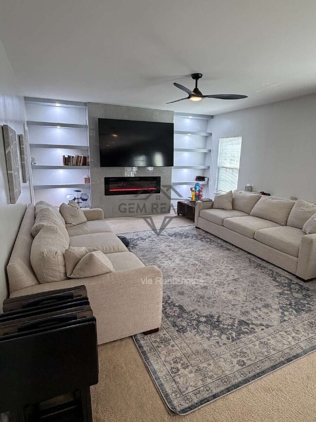 Photo - 9321 Blue Pine Ln