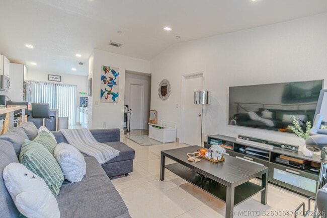 7690 W 29th Way Unit 202