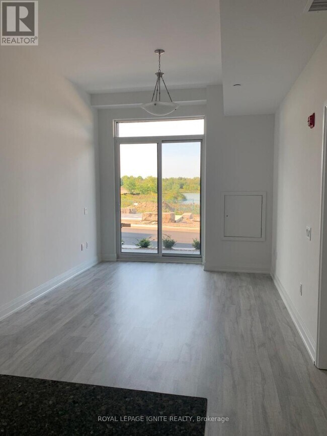 Photo - 9700 Ninth Line Unité 102