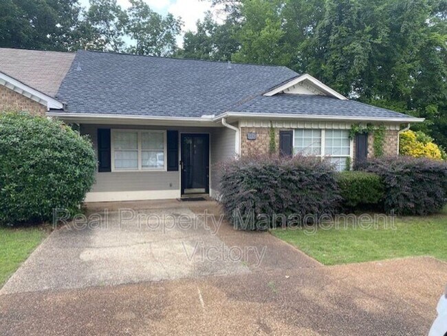 Building Photo - 3439 Wildewood Dr