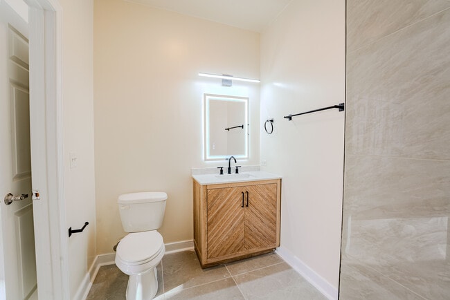 Photo - 333 State Street