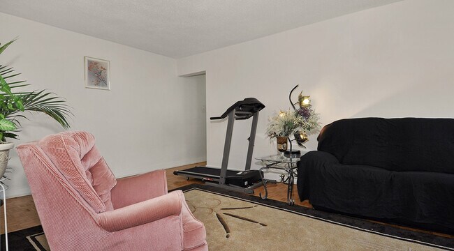 Photo - Central Park Terrace (A) Unit 00309