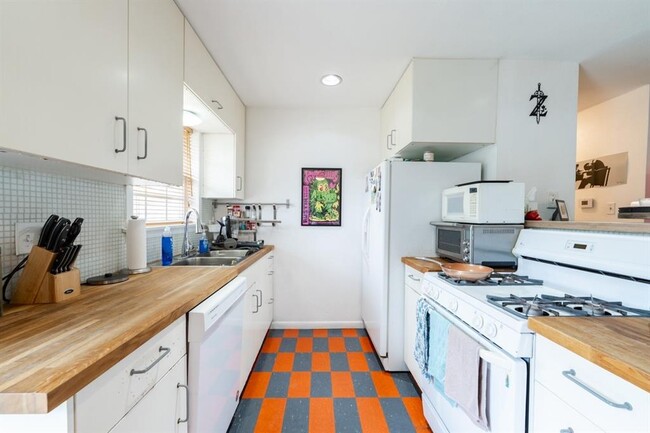 Building Photo - 4407 Terrilance Dr