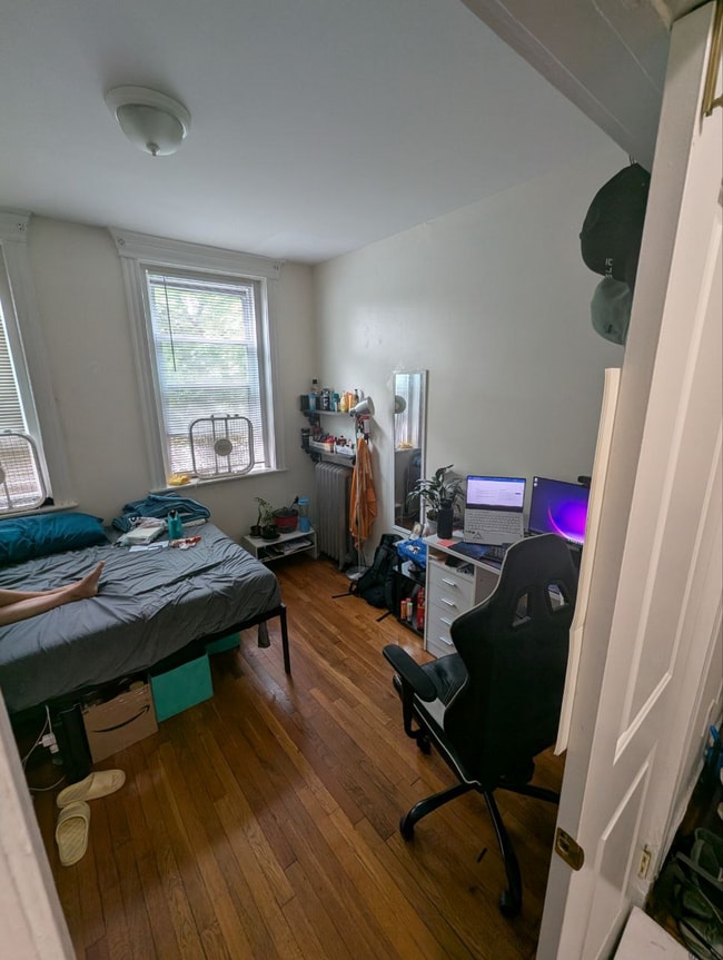 Photo - 386 Riverway Unit #3
