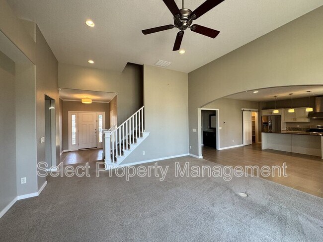 Photo - 1752 Woodlark Dr