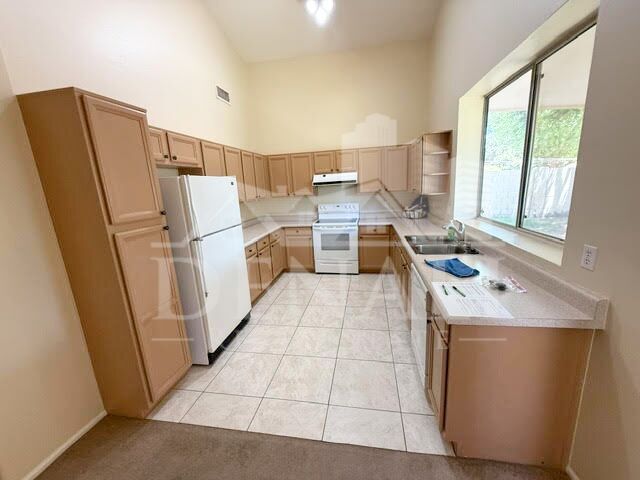 Photo - 797 N Gregory Pl