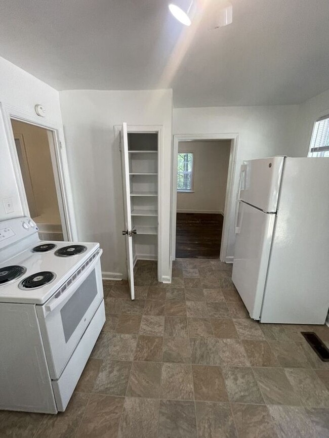 Photo - 2bd 1ba Home!
