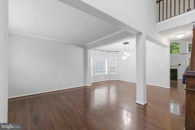 Building Photo - 7585 Holly Ridge Dr