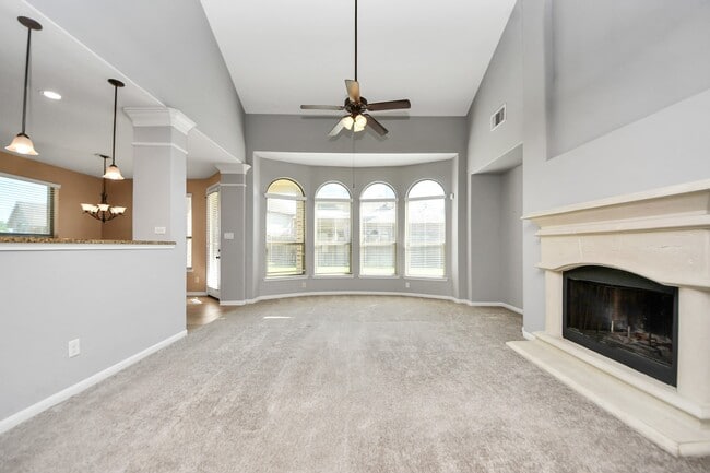 Photo - 9427 Sapphire Bay Ln