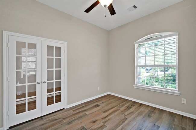 Photo - 187 Buckeye Dr