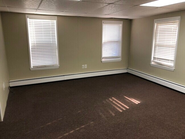 Photo - 276 N Harvard St