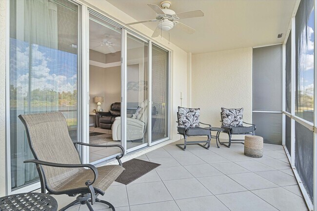 Photo - NOW AVAILABLE - Cozy Townhome w/ 1 Car Garage in Fort Myers!
