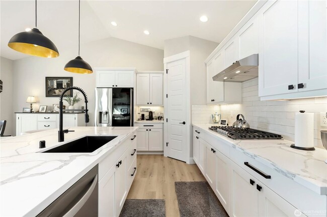 Photo - 1615 Polnell Rd