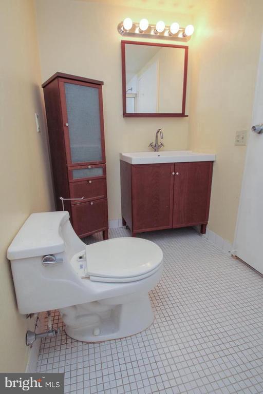 Photo - 301 Race St Unit 106