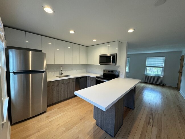 Loomis Drive Apartments