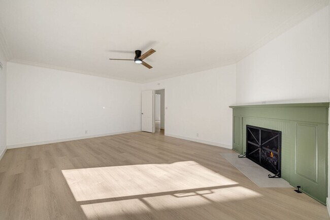 Photo - 35-35 Kennebec Ave Unit 33 Kennebec Ave