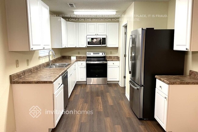 Photo - 1905 Dunsmore Ln