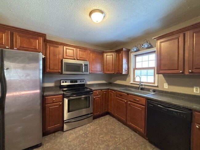 Photo - 207 Gracie Ave