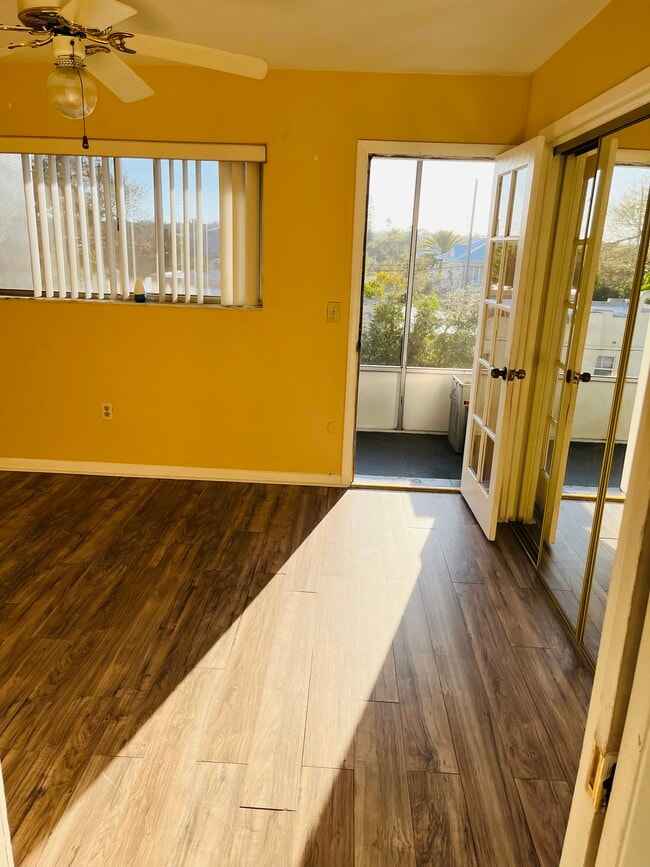 Photo - 1257 Drew St Unit 12