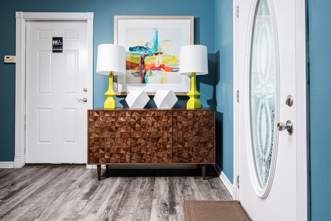 Sunscape Apartment Homes