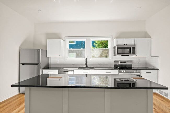 Photo - 209 N Spring St Unit 217 N Spring St- F