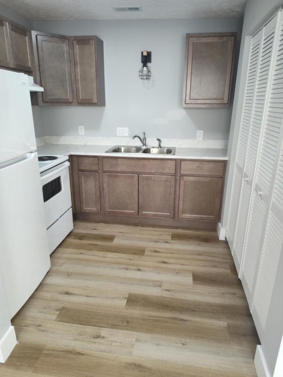 Photo - 9487 Noble Ln