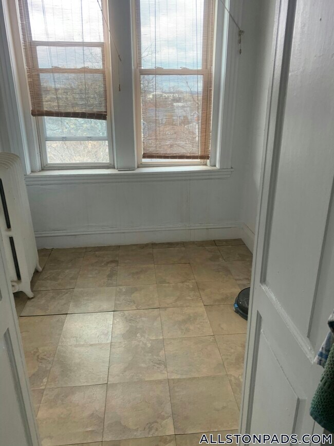 Photo - 28 Quint Ave Unit 55