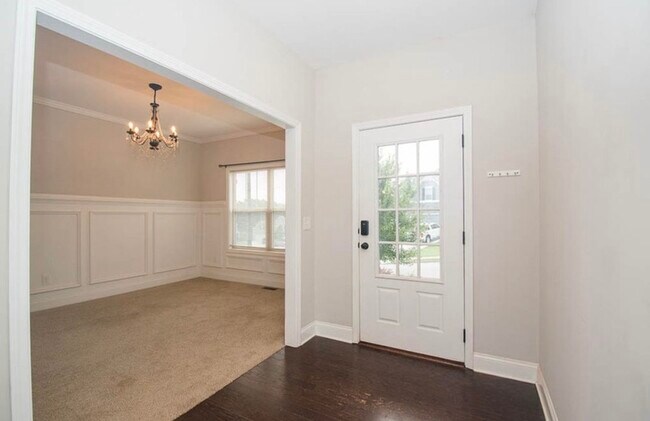 Front Entrance - 399 Cobblestone Trl