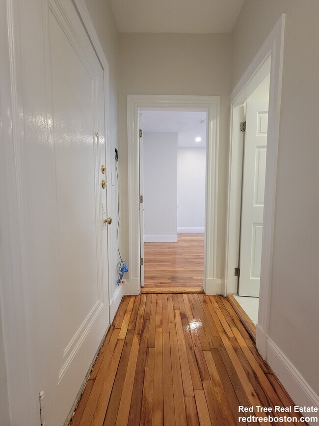 Photo - 110 Strathmore Rd