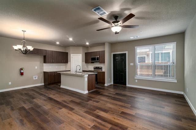 Building Photo - 646 Fallow Dr Rental