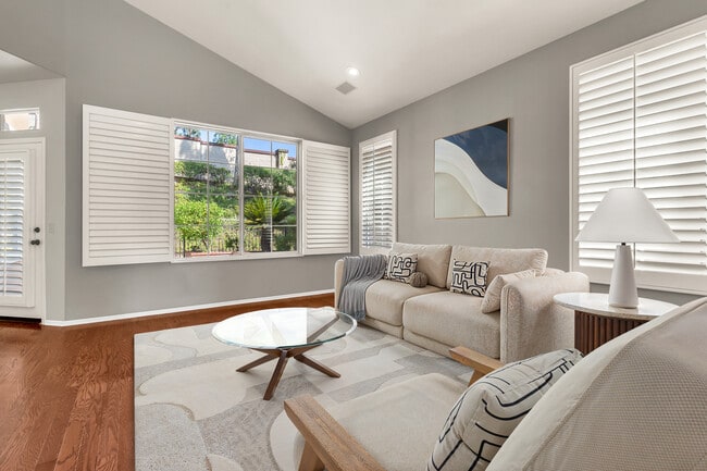 Building Photo - 10072 Albee Ave Rental
