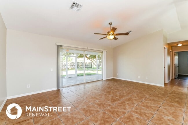 Photo - 1434 SE 8th Ave