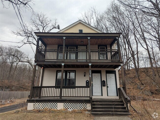 Building Photo - 216 Smith St Rental