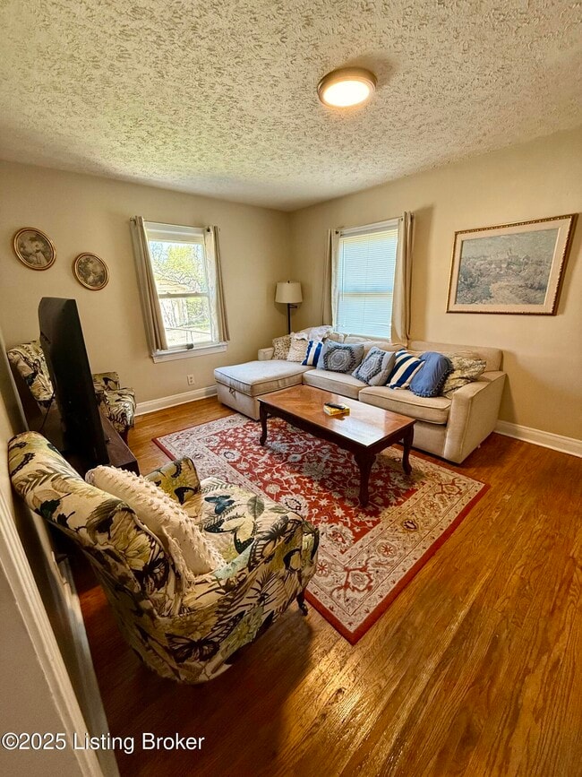 Photo - 2402 Bradley Ave