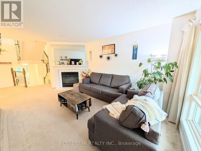 Photo - 38 Springcreek Crescent