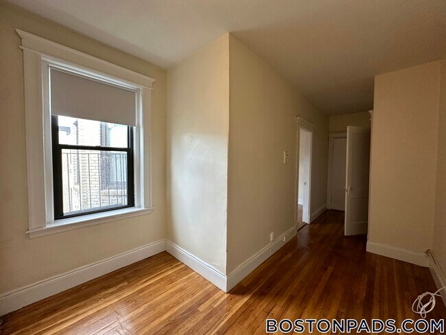 Photo - 1144 Commonwealth Ave Unidad 43