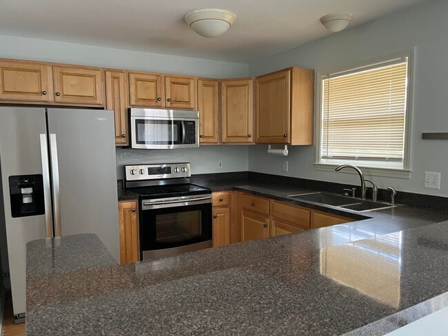 Building Photo - 2815 Barclay Way Rental
