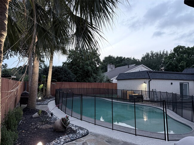 4012 Chile Dr