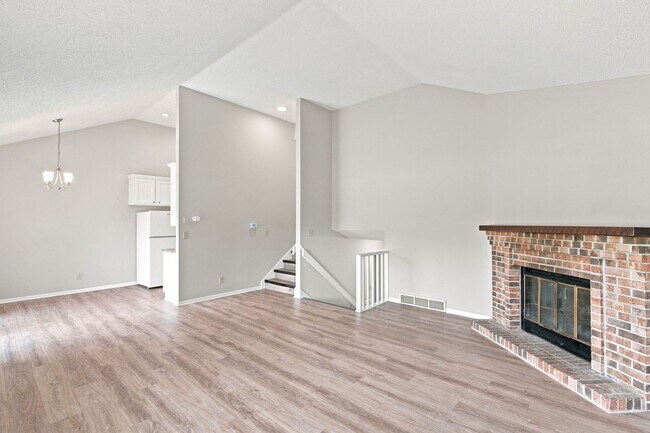 NEW 1720-1722-1724-1726 N Chapman Lane