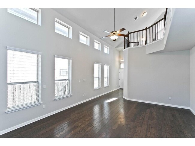 Photo - 9802 Tanglemede St