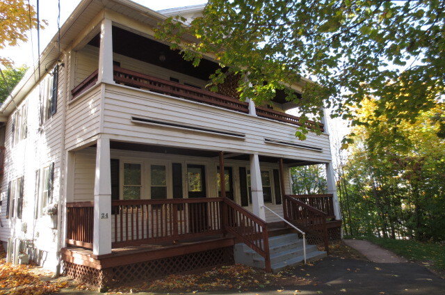 Photo - 18 Arch St Townhome