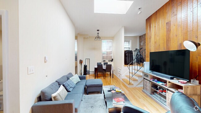Building Photo - 279 Marlborough St Unit CH Rental