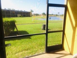 Photo - 1605 Meadows Cir Unit 1605
